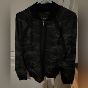 Worn once Liverpool Los Angeles • Camo Zip-Up Bomber Jacket • small • no flaws